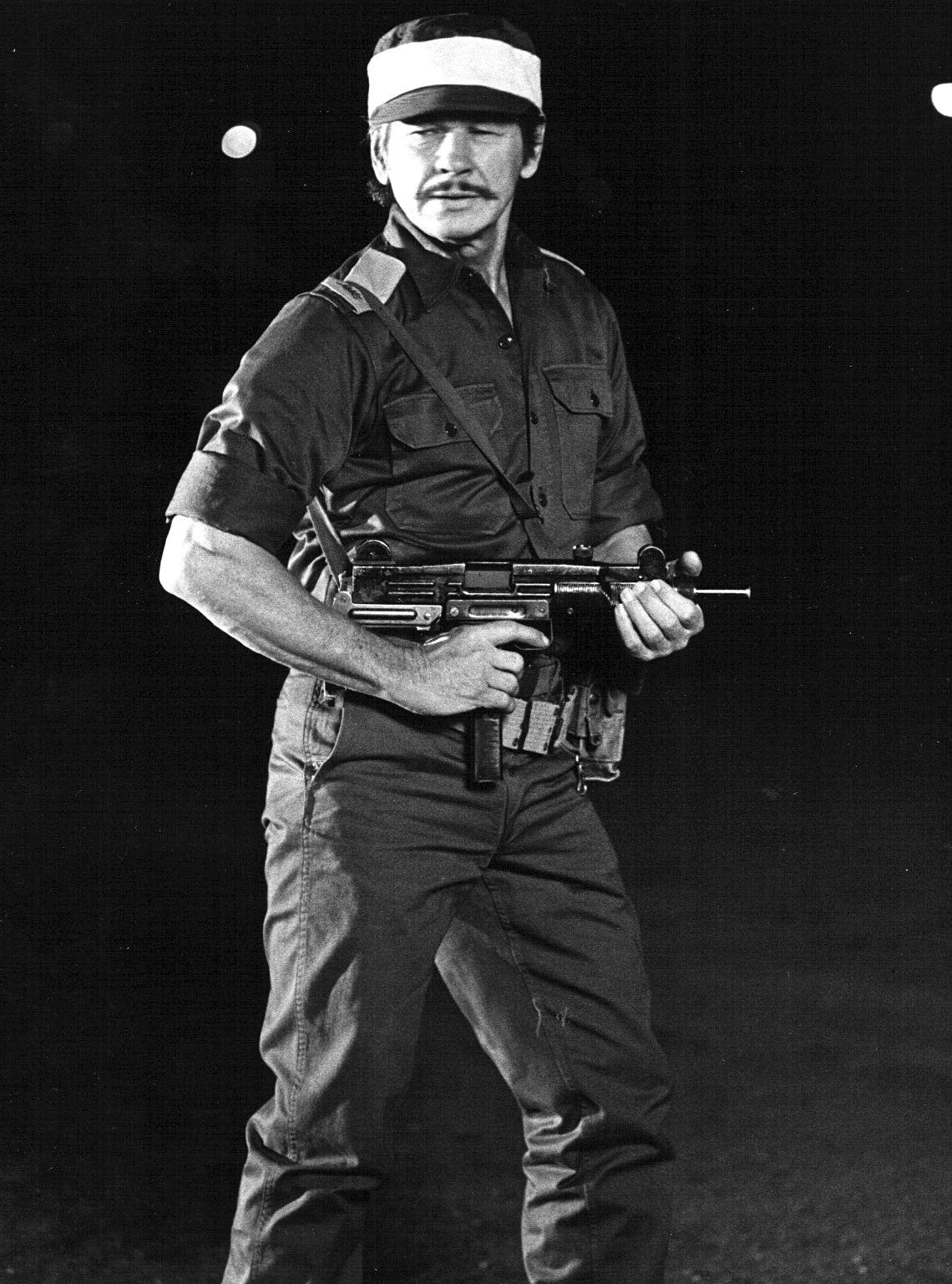 Charles_Bronson_-_1977.JPG
